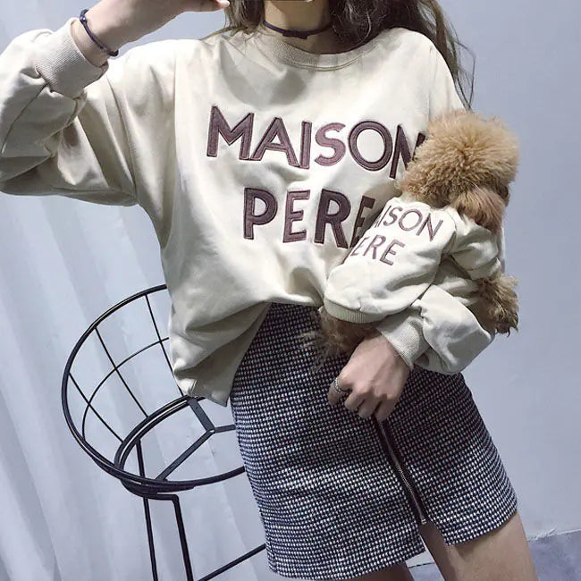 Embroidered Sweatshirt for Dog Lovers - Casual Style